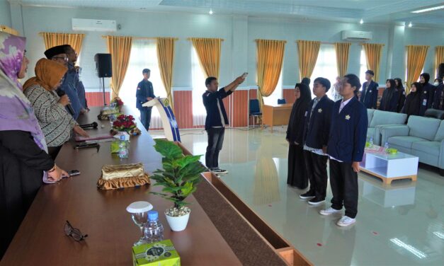 GUBERNUR DAN WAKIL GUBERNUR MAHASISWA, SERTA DPM FEB 2023 DILANTIK