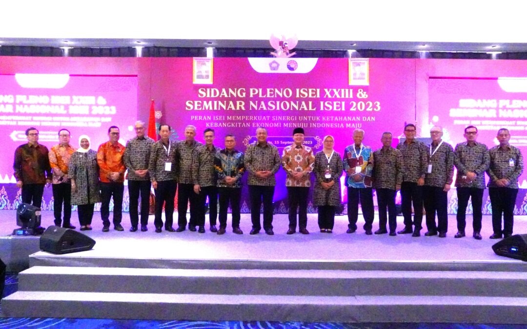 UNIB JADI PANITIA SIDANG PLENO ISEI XXIII di BENGKULU