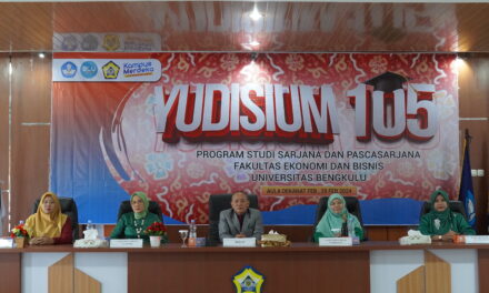 YUDISIUM PERIODE 105, FEB UNIB MEYUDISIUM 143 ORANG